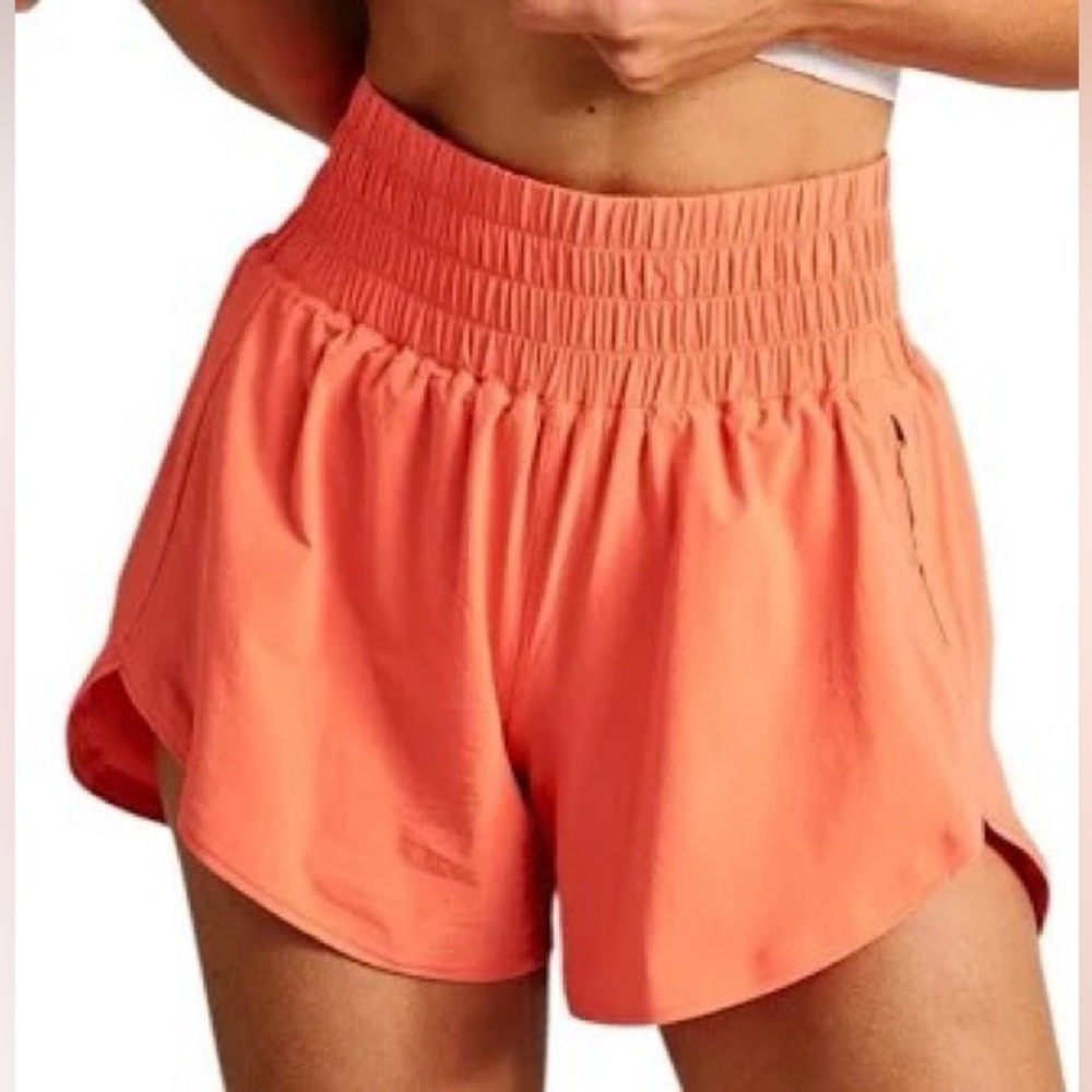 Outdoor Voices OV Lightspeed 3” Short color Camellia (salmon peach orange) XS